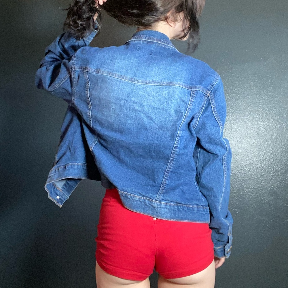 “New Look” denim jacket (mid cropped) - Picture 2 of 3
